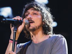 Iniciativa. #VaPorElCrew busca recabar fondos para el personal de producción de espectáculos musicales. En la fotografía, León Larregui, voz de Zoe. ARCHIVO