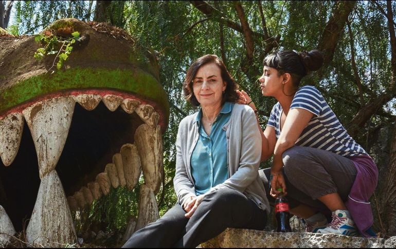 CLASES DE HISTORIA. Con las actuaciones de Verónica Langer y Renata Vaca (derecha). CORTESÍA