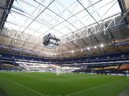 El Estadio en Gelsenkirchen luce listo para recibir la reanudación de la Europa League. EFE