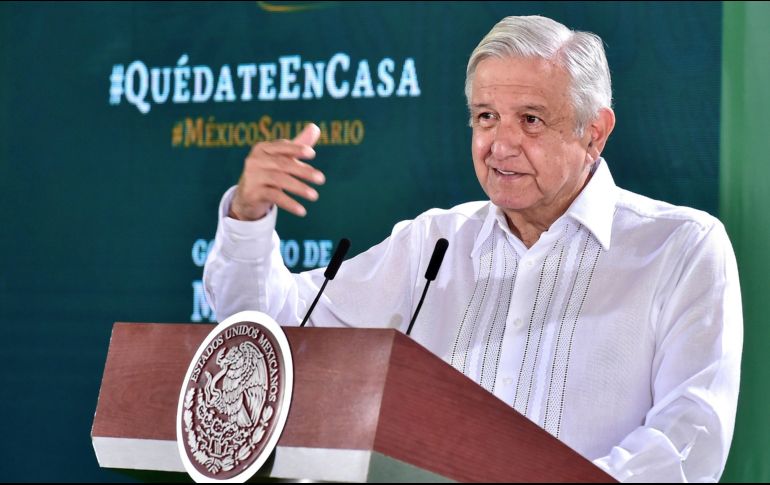 El Mandatario enfatizó que fue el presidente de la LMP, Omar Canizales quien validó y aceptó a Aramburo como nuevo propietario del equipo. EFE / Presidencia de México