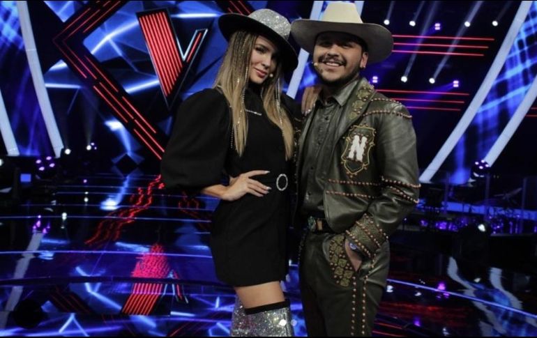 Ambos cantantes son compañeros en 