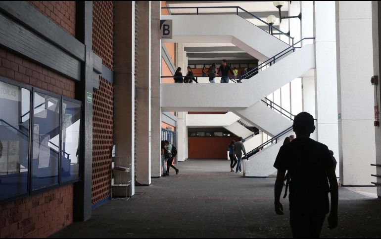 Se habilitarán mil lugares en las prepas 12, 16, 22 y la Regional de Toluquilla. EL INFORMADOR/Archivo