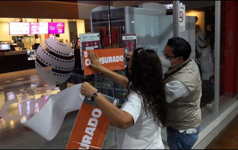 El Ayuntamiento de Zapopan clausuró tres cines porque no habían pasado por un proceso de supervisión de las medidas sanitarias contra el COVID-19. ESPECIAL/Ayuntamiento de Zapopan.