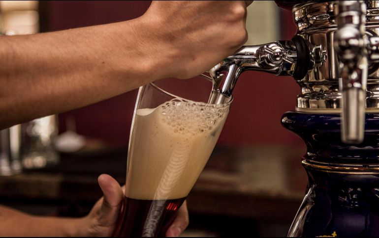 La agroindustria cervecera aporta 1% del PIB nacional y representa 25% de las exportaciones agroindustriales con un superávit comercial de cuatro mil 763 millones de dólares. EL INFORMADOR / ARCHIVO