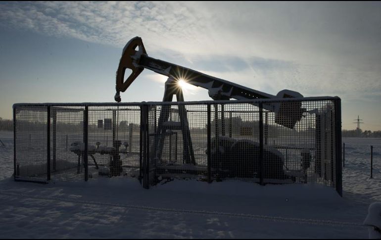 El WTI consiguió sellar una ganancia semanal de cerca del dos por ciento. EFE/ARCHIVO