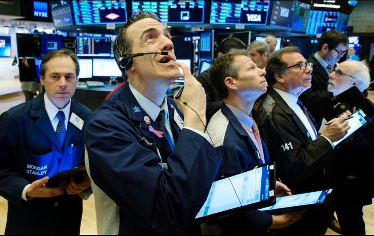 Inversores muestran preocupación de que el mercado laboral en EU empeore debido a los rebrotes de coronavirus. EFE/ARCHIVO