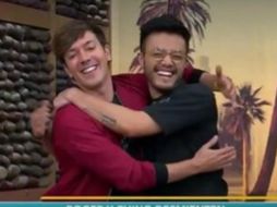 Roger e Ismael agradecieron los buenos deseos de la revista aunque la historia de amor, dicen, es totalmente falsa. TWITTER / @VengaLaAlegria