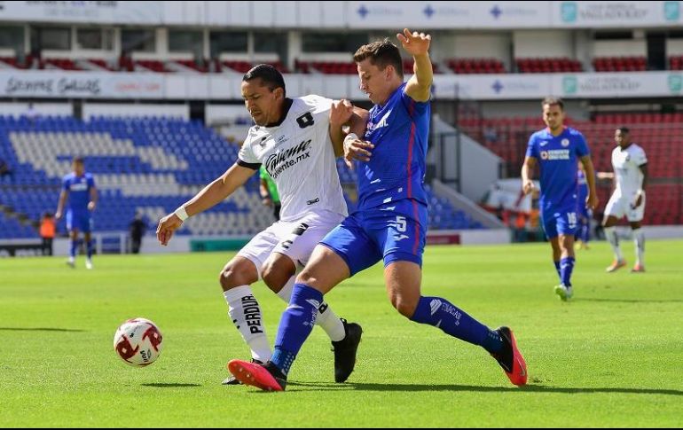 Con este resultado Alex Diego, entrenador de los queretanos, obtuvo su primera victoria como director técnico en la Primera División mexicana. IMAGO 7/C. Cuin