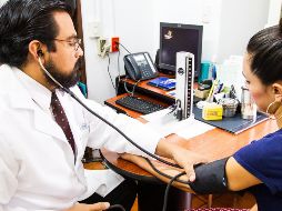 Por la saturación en sector público, alza en consultorios privados