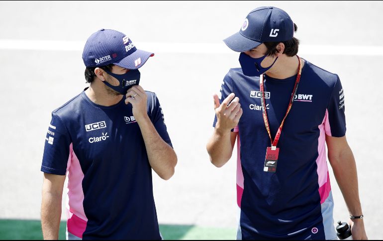 Pérez (I) reconoció que la última quincena ''fue difícil'' para él. Dio positivo por coronavirus y se perdió los dos Grandes Premios disputados en Silverstone. EFE / A. García