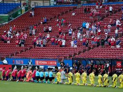 Con muy pocos lugares a la venta y aplicando el distanciamiento social, el gobierno texano aprobó el regreso de los fans, algo que aún no ha pasado en otras ligas como la MLB y la NBA. AP