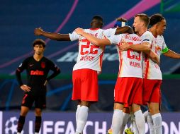 El RB Leipzig alemán, con goles del español Dani Olmo y el estadounidense Tyler Adams, superó al Atlético de Madrid. TWITTER / @ChampionsLeague