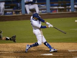 El jardinero derecho Mookie Betts disparó tres jonrones en un mismo juego por sexta vez en su carrera, igualando el récord de las Grandes Ligas en el triunfo 11-2 sobre San Diego. AP / J. C. Hong