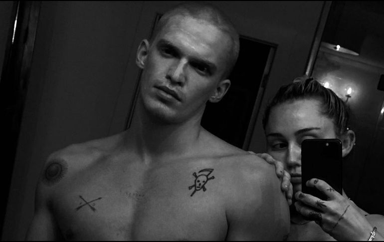 Miley Cyrus remarcó que ha mantenido una larga amistad con Cody, y no piensan romper ese vínculo. INSTAGRAM/codysimpson