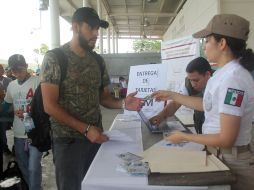 Gracias a las cámaras de vigilancia en los edificios de la dependencia, se captan otras irregularidades como el ocultamiento de sellos, extorsión o incluso a personal dormido. SUN/ARCHIVO