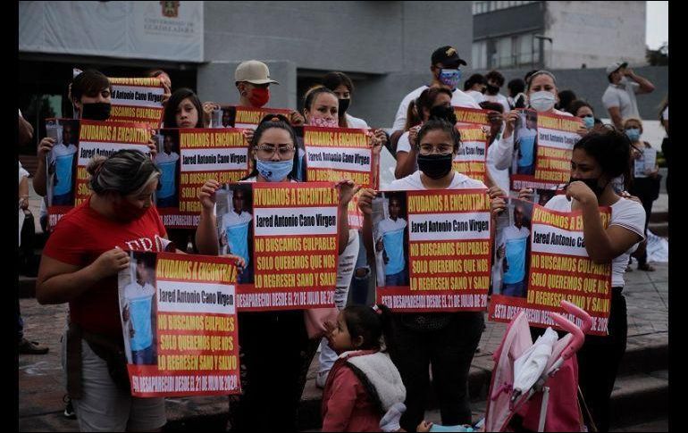 Colectivos y familias de desaparecidos argumentaron que los diputados locales pretendían discutir las leyes 