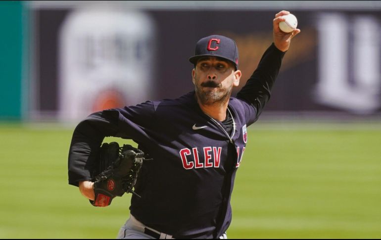 CATEGÓRICO. El sinaloense Óliver Pérez se anotó la victoria luego de lanzar un episodio completo y permitir sólo un imparable. AP / C. Osorio