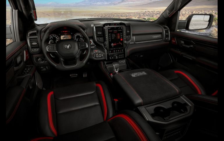 RAM TRX 1500 2021: la pickup más potente del mundo va a la caza de la Ford Raptor