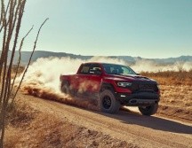 RAM TRX 1500 2021: la pickup más potente del mundo va a la caza de la Ford Raptor