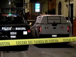 En la calle J. Luis Verdía, entre Aldama y Gómez Farías, fue encontrado el cuerpo de una mujer que tenía heridas en el rostro y los brazos. ESPECIAL /