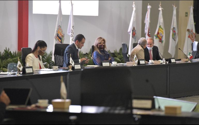 Silvano Aureoles, gobernador de Michoacán, señaló que el actual esquema de distribución de recursos federales es 