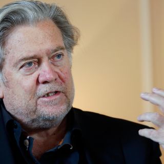 Steve Bannon, detenido por defraudar a donantes para el muro de Donald Trump