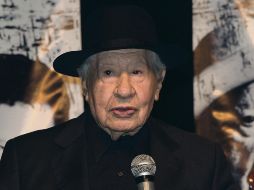 Ignacio López Tarso y su nieto preparan la obra “Leonardo y la máquina de volar”. NOTIMEX/Archivo