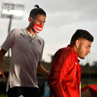 Uriel Antuna y Alexis Vega son separados de Chivas