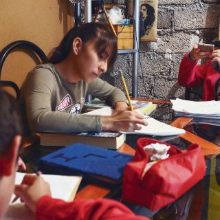 Por regreso a clases, la SEP habilita 160 líneas de teléfono para dudas