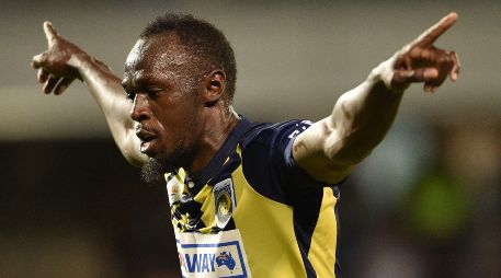 Usain Bolt se encuentra aislado en su residencia. AFP / ARCHIVO