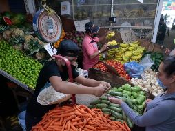 Productos como la piña, limón y tomate registraron los mayores incrementos quincenales. EL INFORMADOR/ARCHIVO