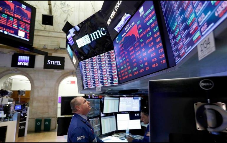 El Nasdaq y S&P 500 aprovecharon la mejoría de las relaciones comerciales entre Pekín y Washington, mientras que el Dow Jones se vio frenado por Apple, Boeing y ExxonMobil. EFE/ARCHIVO
