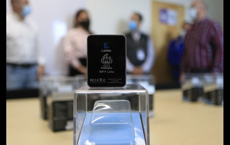 El botón puede activarse presionándolo por un periodo de tres a cinco segundos o al detectar un movimiento brusco. ESPECIAL/Ayuntamiento de Guadalajara