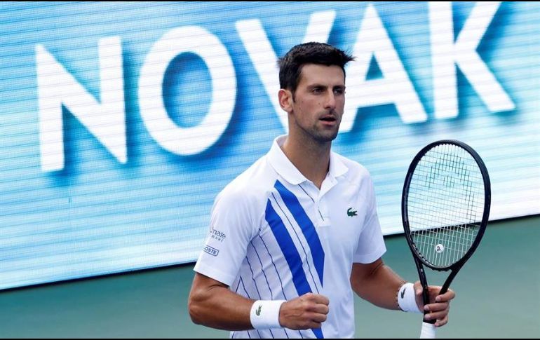 'Nole' venció al alemán Struff con un contundente 6-3 y 6-1. EFE/J. Szenes