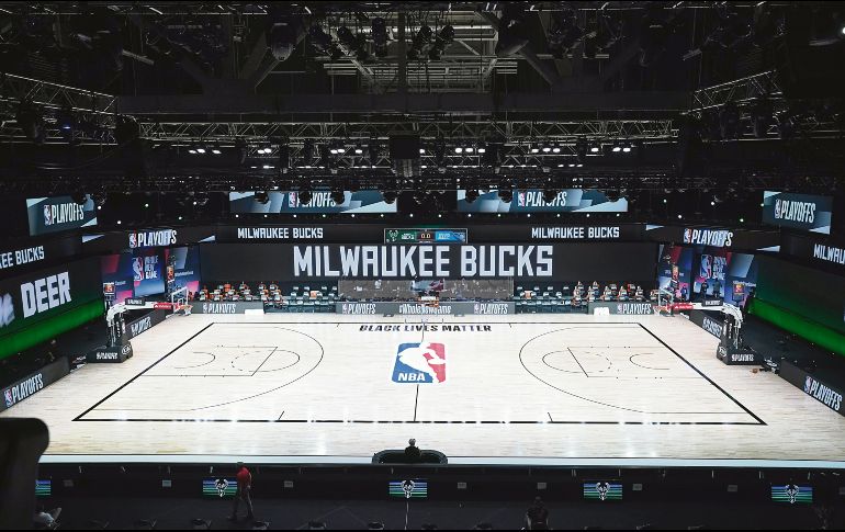 DESIERTA. La cancha lució vacía tras la negativa de los jugadores. AP