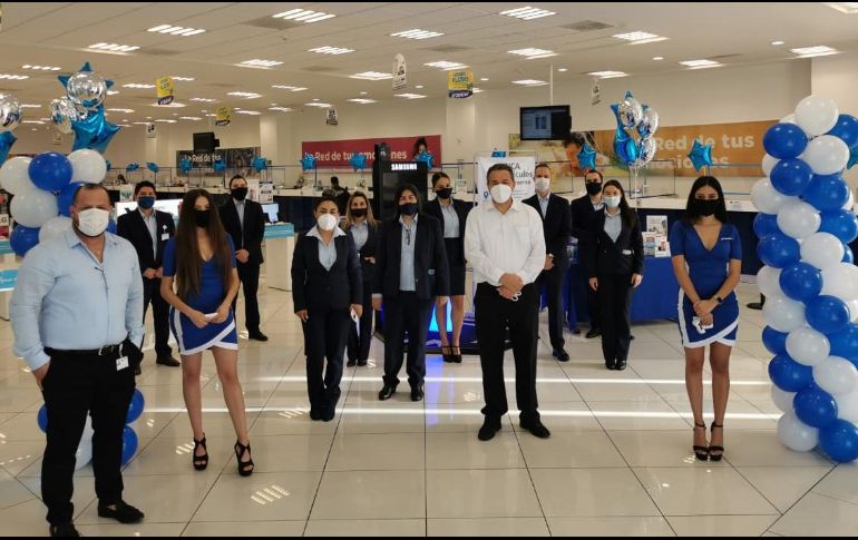 El ingeniero Hugo León Gastélum destaca que todos los centros de atención Telcel y puntos de venta están abiertos y preparados para recibir a los clientes con todas las medidas de prevención y sana distancia. ESPECIAL