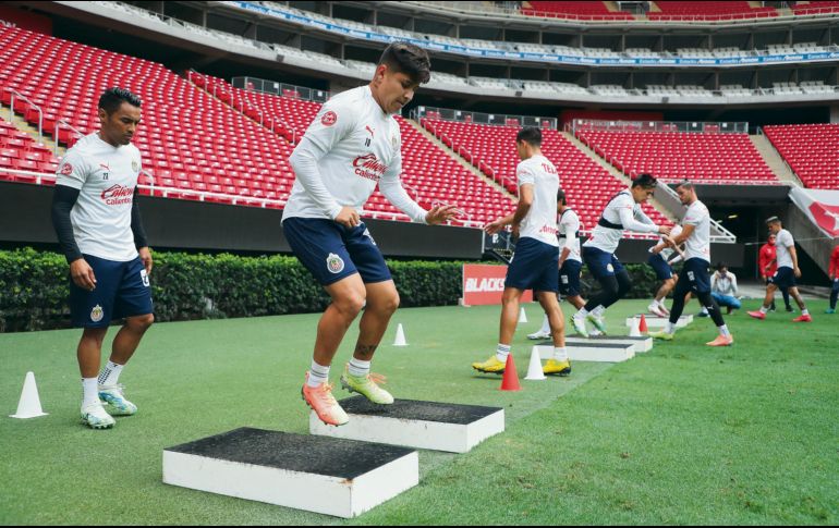 Ayer, el Rebaño estuvo en su casa previo al partido de esta tarde. TWITTER/@chivas