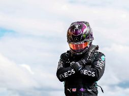 El británico le dedicó la ''pole'' al actor estadounidense Chadwick Boseman, fallecido ayer a consecuencia de un cáncer. AFP / F. Lenoir