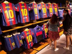 Messi no se presentó a los test PCR que llevaron a cabo los jugadores de la primera plantilla del Barcelona antes de empezar los entrenamientos. EFE / E. Fontcuberta