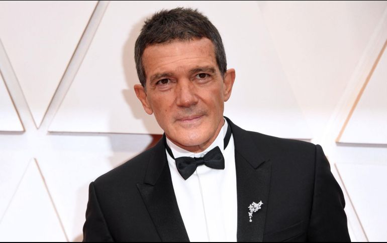 Banderas reapareció el pasado día 27 en el Festival de Cine Málaga después de 21 días de padecer COVID-19. AFP / ARCHIVO