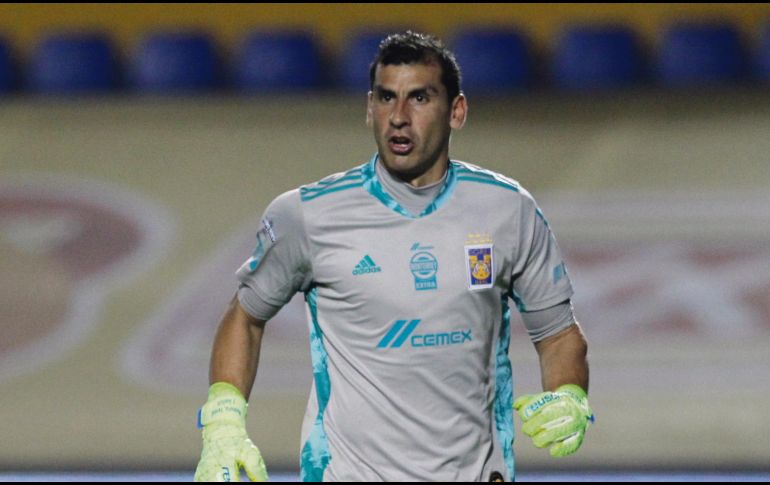 EN DUDA. Mañana le harán de nuevo la prueba de COVID-19 a Guzmán, quien podría ausentarse ante el Rebaño. IMAGO7