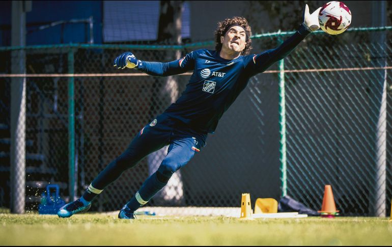 GUILLERMO OCHOA. El arquero fue factor en el último triunfo de las Águilas. TWITTER/@ClubAmerica