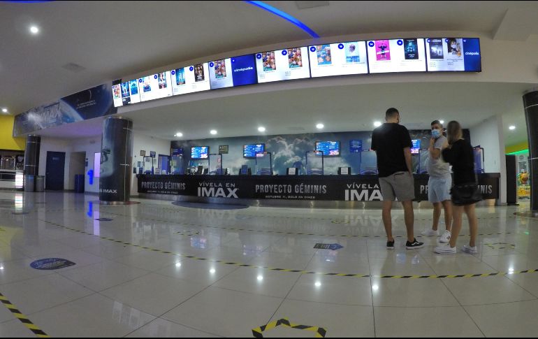 Desde el 10 de agosto, los cines pueden operar con un aforo máximo de 25% para evitar contagios de COVID-19, pero ese tope está lejos de alcanzarse. EL INFORMADOR/A. Camacho