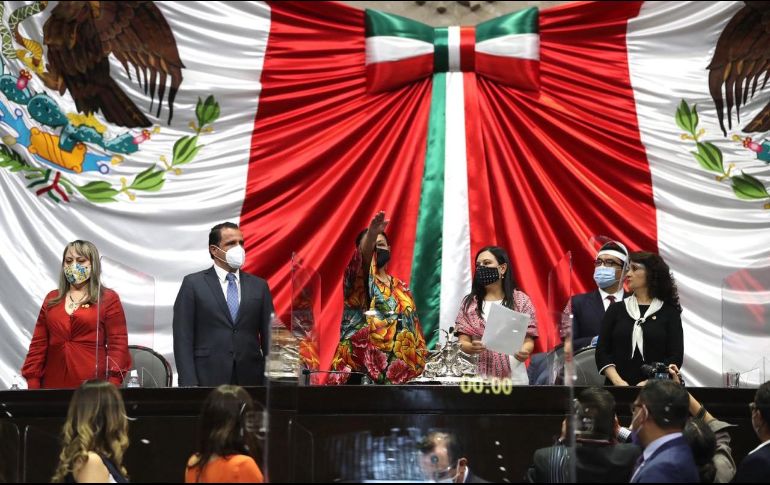 Dulce María Sauri recibió el apoyo de la bancada de Morena, y solamente la bancada del PT votó en contra. @Mx_Diputados