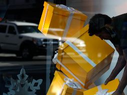 El Mandatario recuerda que de marzo a julio se perdieron empleos, pero en agosto ya se comenzaron a recuperar 90 mil fuentes de trabajo. AP / R. Blackwell