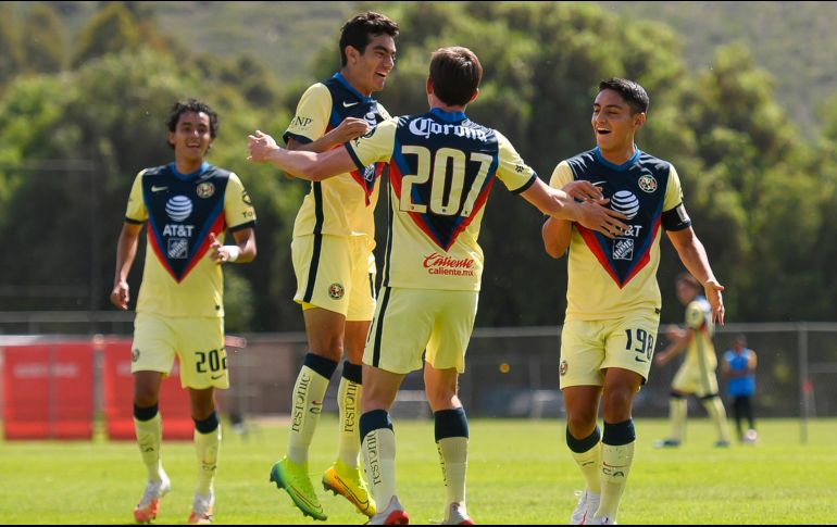 Alfredo Tena fue destituido, después de tres años, al frente del proyecto de juveniles en Coapa. Su salida generó polémica en la afición azulcrema. IMAGO7