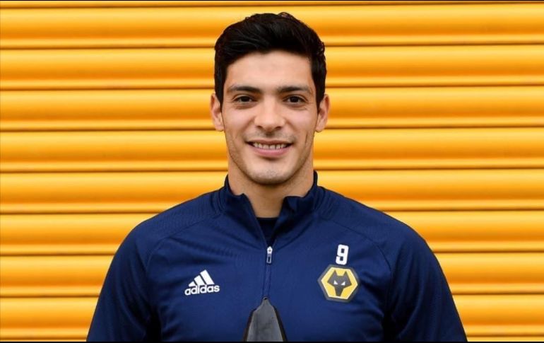 A pesar de los rumores de que saldrá del club este verano, Jiménez ya se encuentra en la pretemporada del Wolverhampton. INSTAGRAM / @raulalonsojimenez9