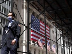 Los retrocesos de hoy ponen fin a varios días consecutivos de ganancias que acercaron al Dow Jones a un máximo histórico. EFE/J. Lane