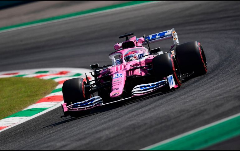 El mexicano se perdió las dos primeras carreras de la temporada tras haber dado positivo en las pruebas de COVID-19. EFE / M. Medina