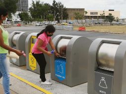 Programa. El Ayuntamiento instalará 15 Puntos Limpios en este año. En la imagen, los nuevos depósitos en La Normal. EL INFORMADOR/G. GALLO